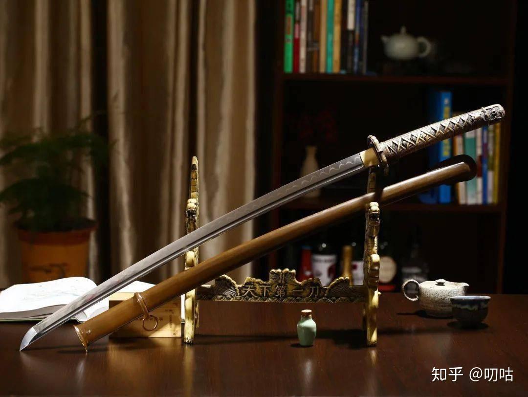 寒光闪闪下的利刃日本95式军刀