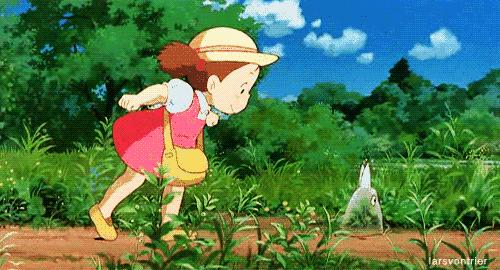 同学都记得,龙猫并不止一只而是有三只,女主角的妹妹草壁米最先遇到的