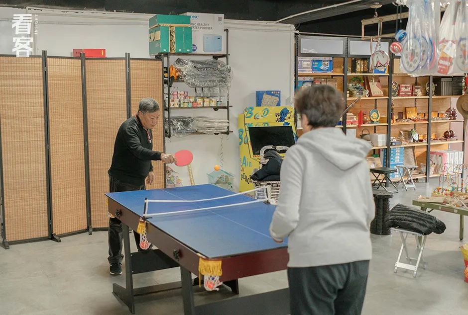 中国第一家老年玩具店:当老年人玩起玩具,在座各位都不太行