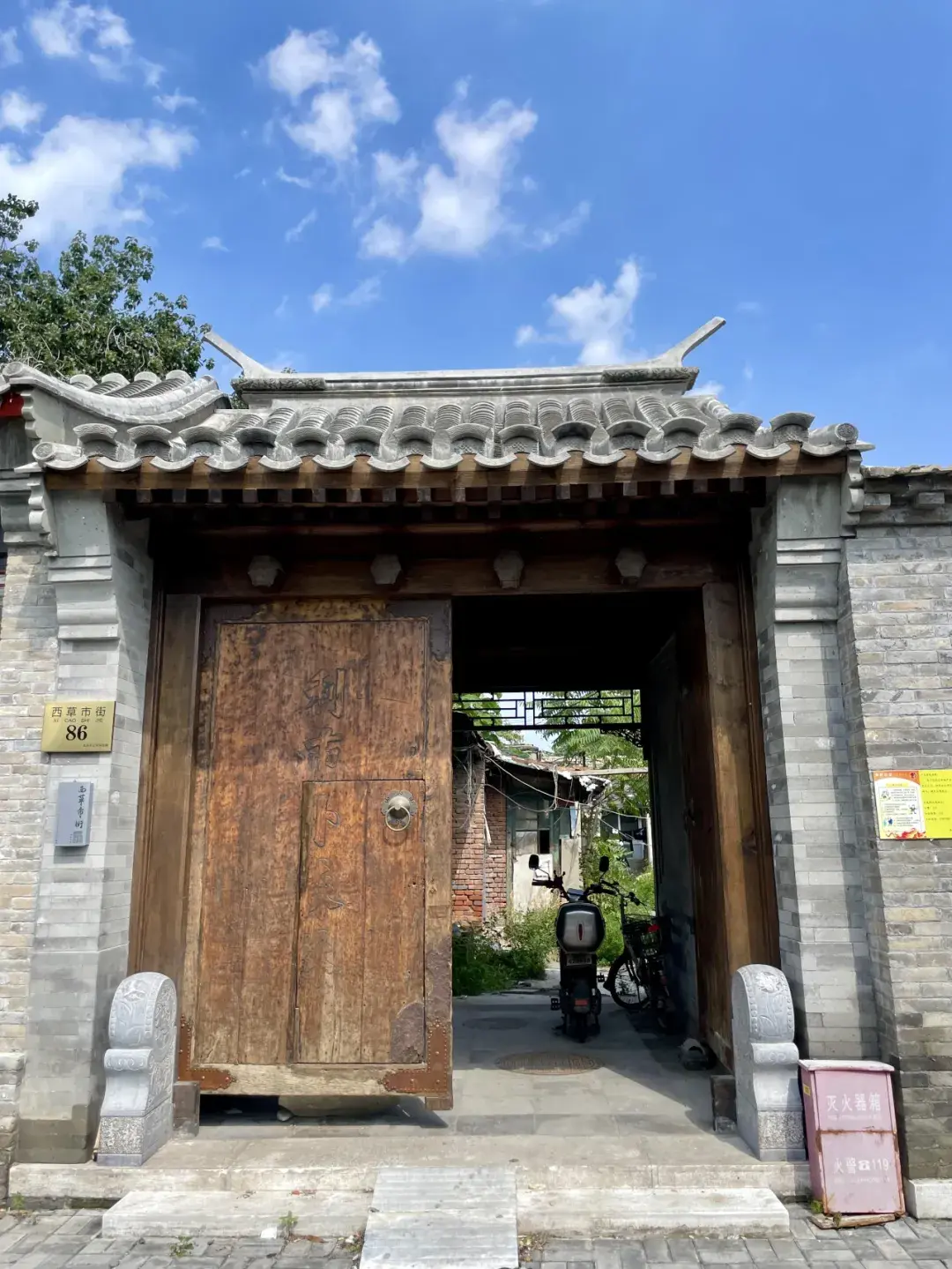 古代门不用合页咋开门？看完老祖宗的设计我服了！ - 知乎