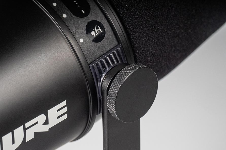 舒尔mv7主播话筒评测即插即用轻松获得专业级录音效果