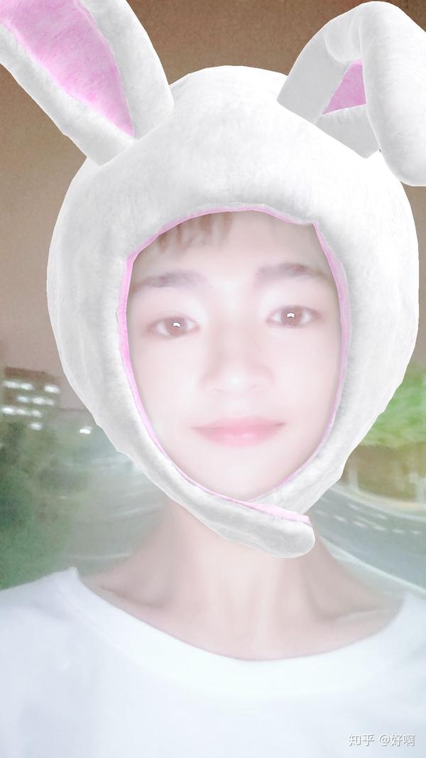 一看就让人很有保护欲的小受都有哪些特质(经历)?