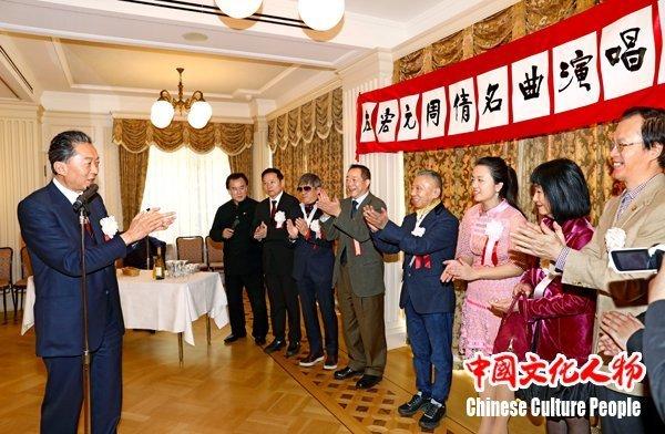 著名作曲家左宏元和学生周倩在发布会现场为中日两国嘉宾及媒体记者