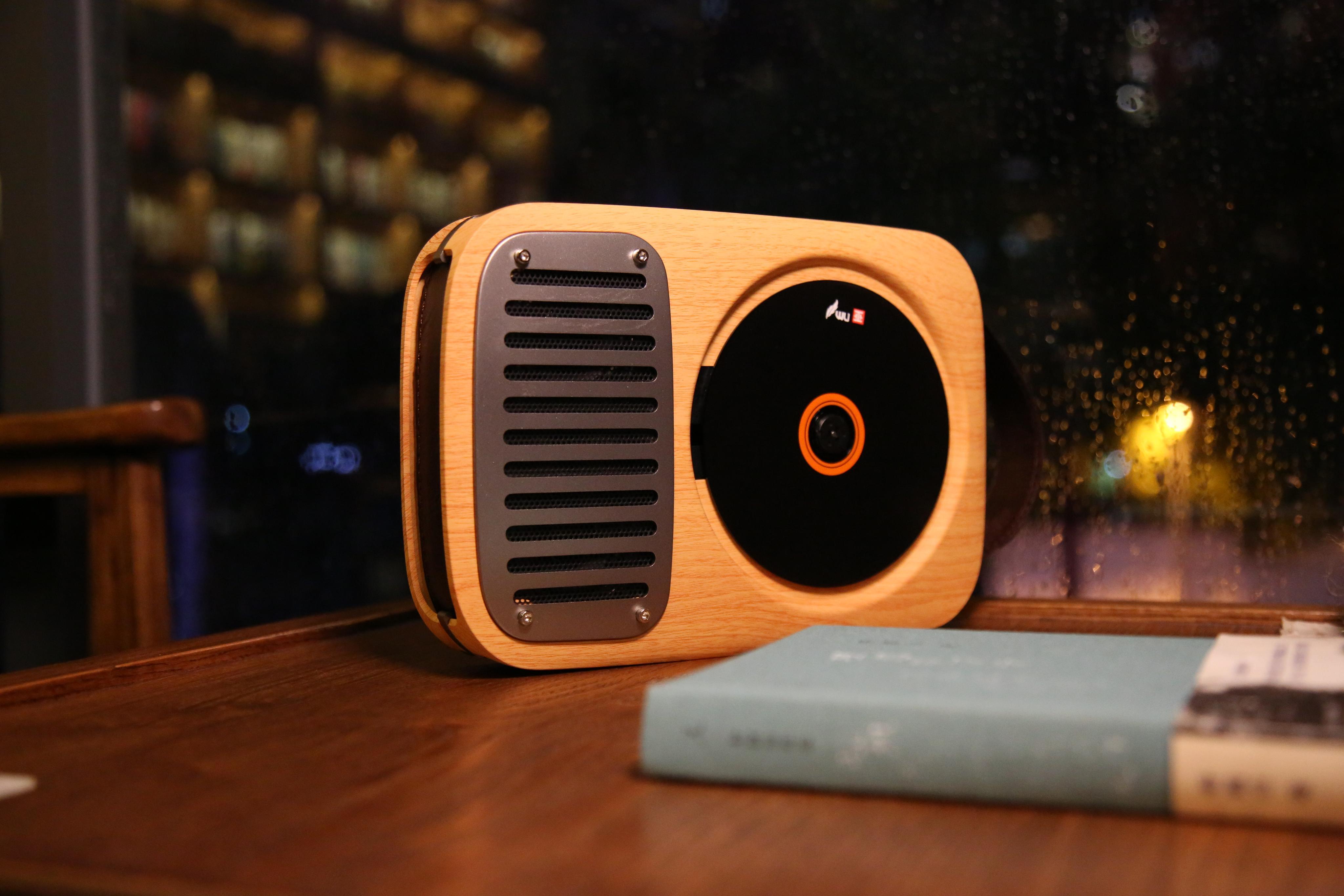 繁忙生活中的心灵慰籍巫单曲人生壁挂便携式cd机