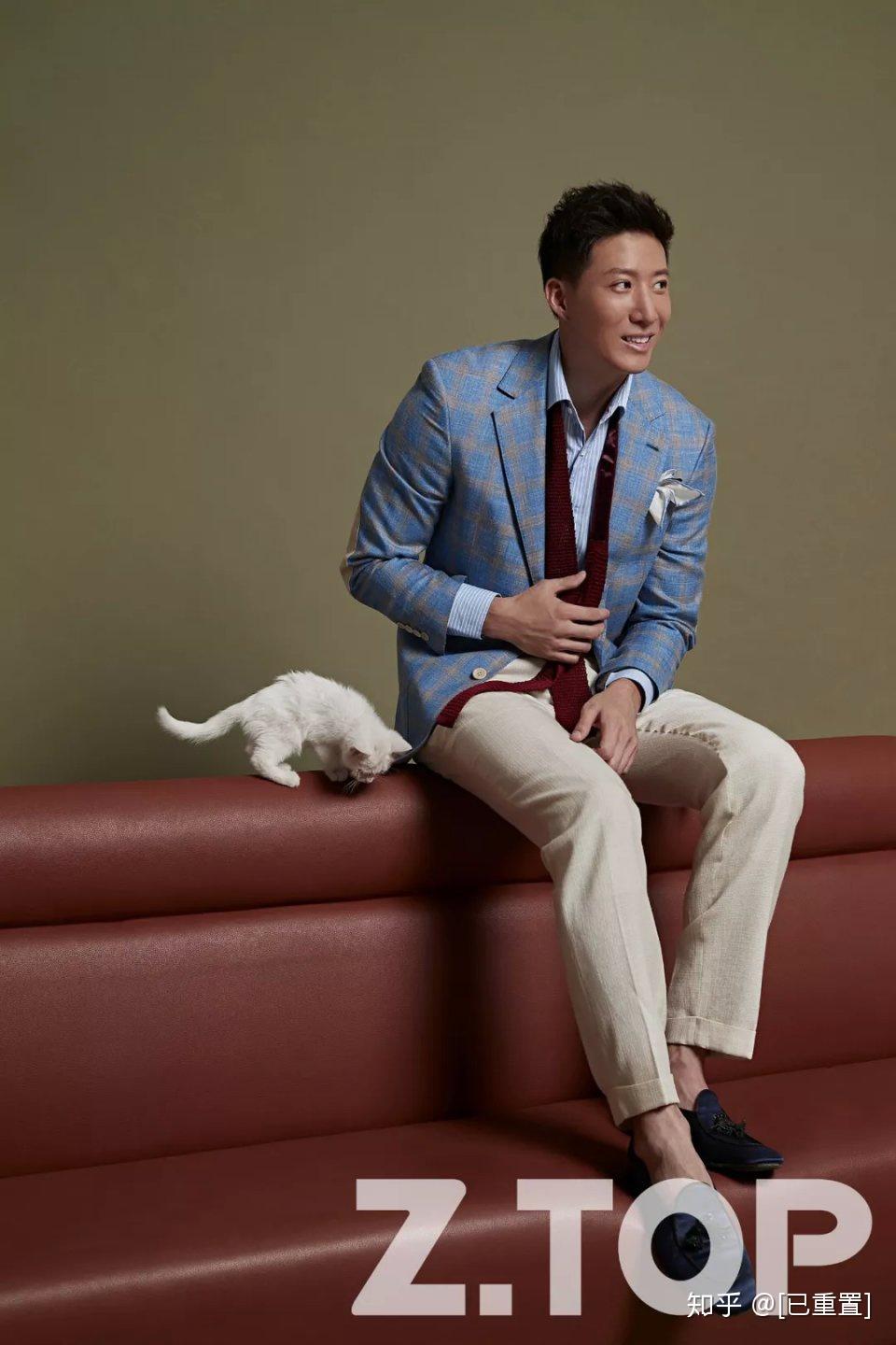 ztopx洪天照网瘾青年猫奴宅男功夫型男之外的他原来这么可爱