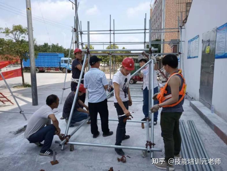 高处作业证分为“登高架设作业”和“高处安装、维护、拆除作业”，请问考取“登高架设作业证”是否可以进行“高处安装、维护、拆除作业”，两者是否可以 ...