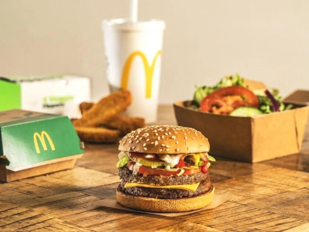 英国麦当劳应顾客需求,推出双层植物肉汉堡 double mcplant - 知乎