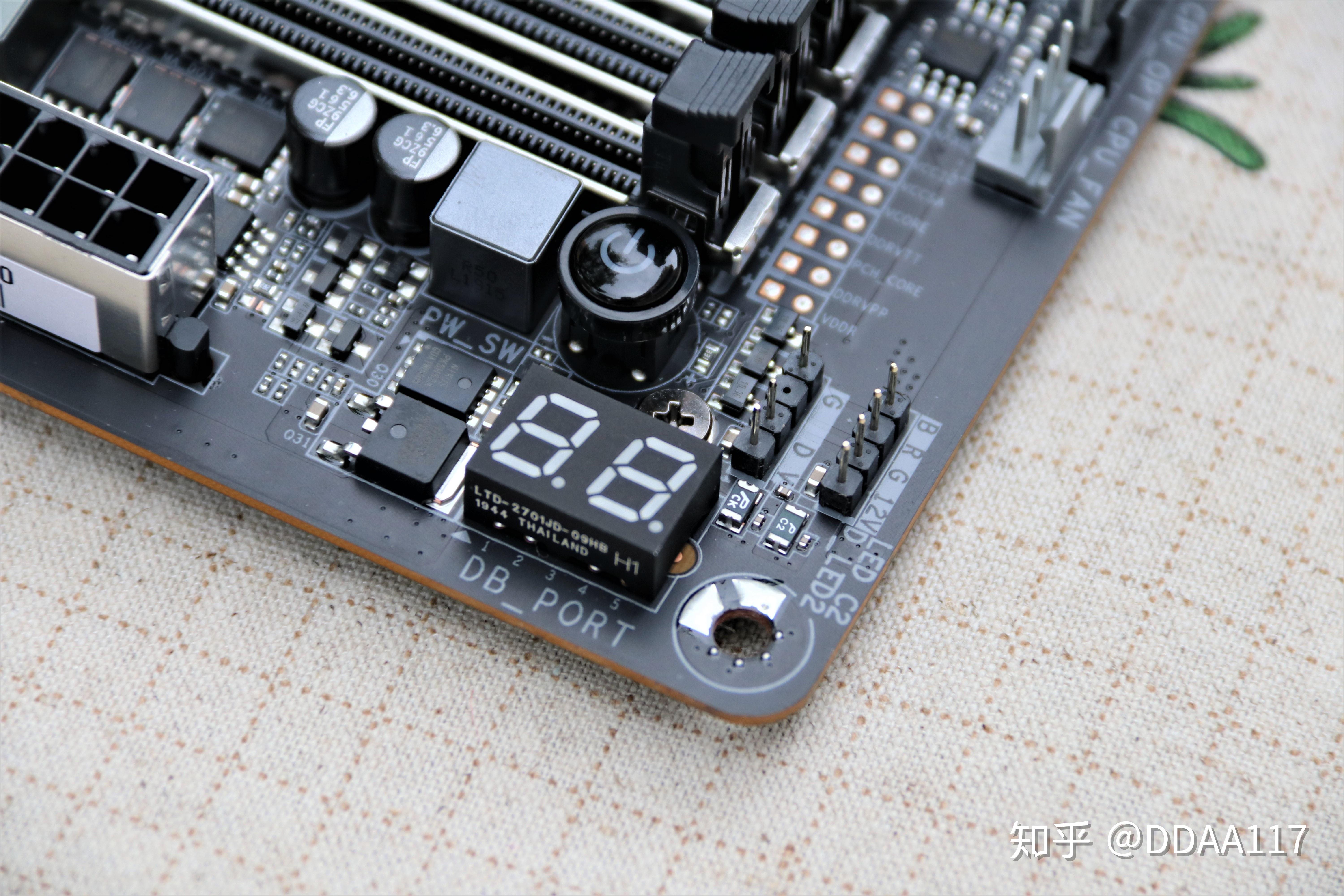 【战未来的高端玩物】技嘉z490 aorus master高端主板开箱评测