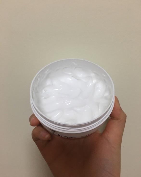 擦完身体乳感觉被子潮湿(擦完身体乳感觉被子潮湿怎么办)