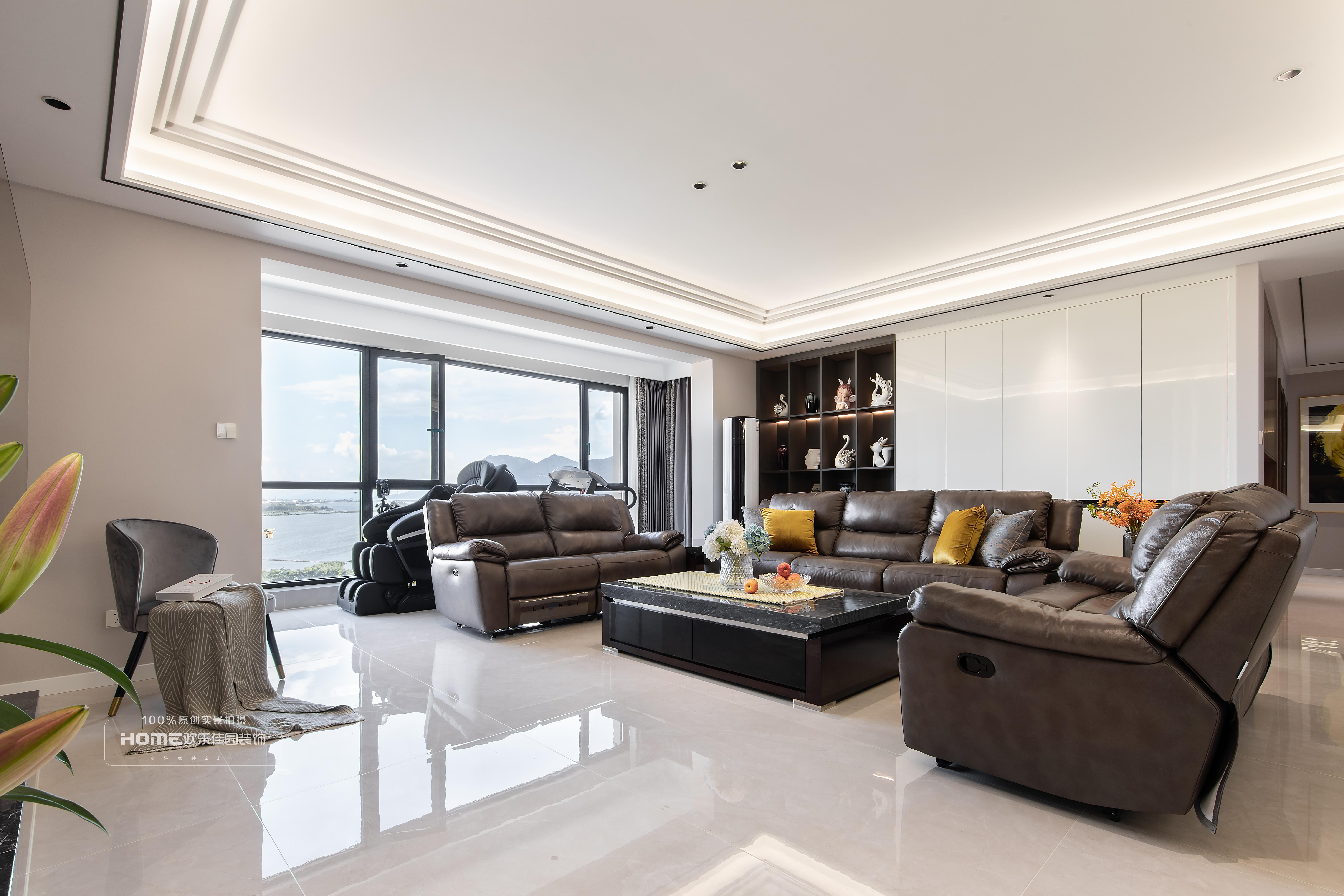 融创文旅城208平湖景大平层