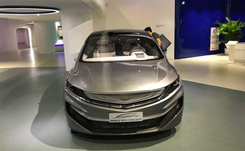 作为吉利汽车首款量产mpv,"vf11"能不能作为先锋与家用型mpv领军者们