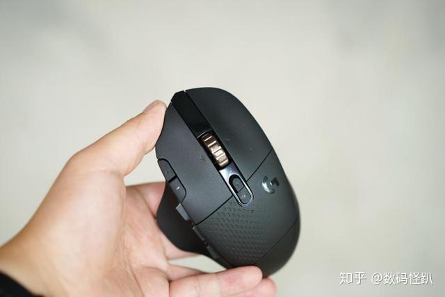 好用便宜的鼠标罗技 v2-d07feee7daec04a8cf14aa65ba4242bb_r.jpg