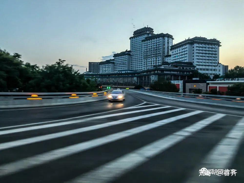 2022年5月21日,北京市海淀區西三環,公主墳橋.