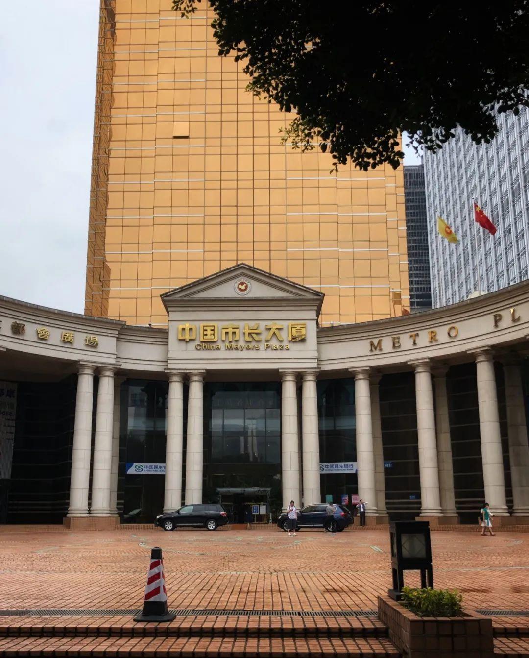 探盘沿广州城市中轴线探秘珠江两岸地标写字楼