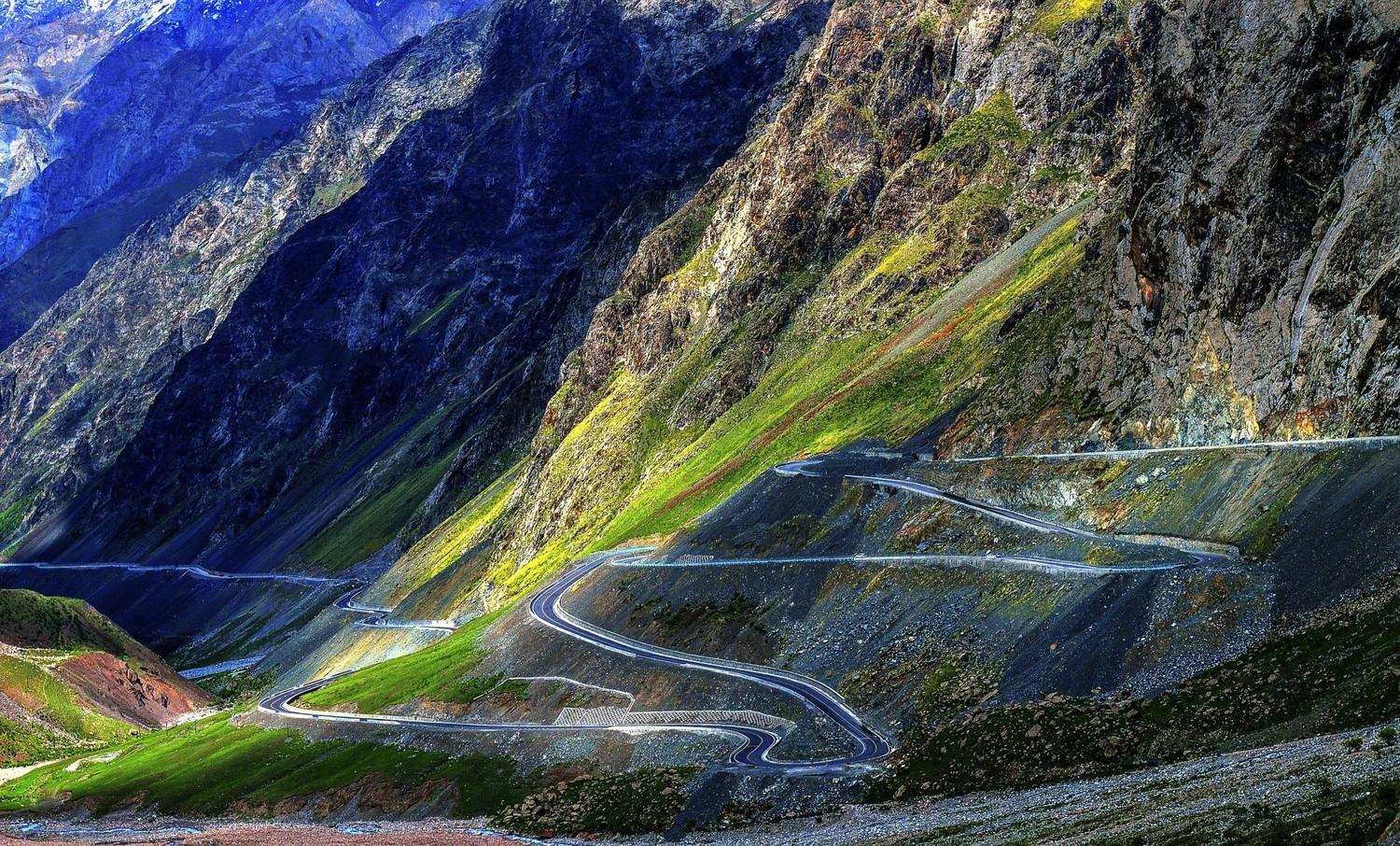 独库公路上最美的一段|摄影|风光|新疆摄影家沈久泉 - 原创作品 - 站酷 (ZCOOL)