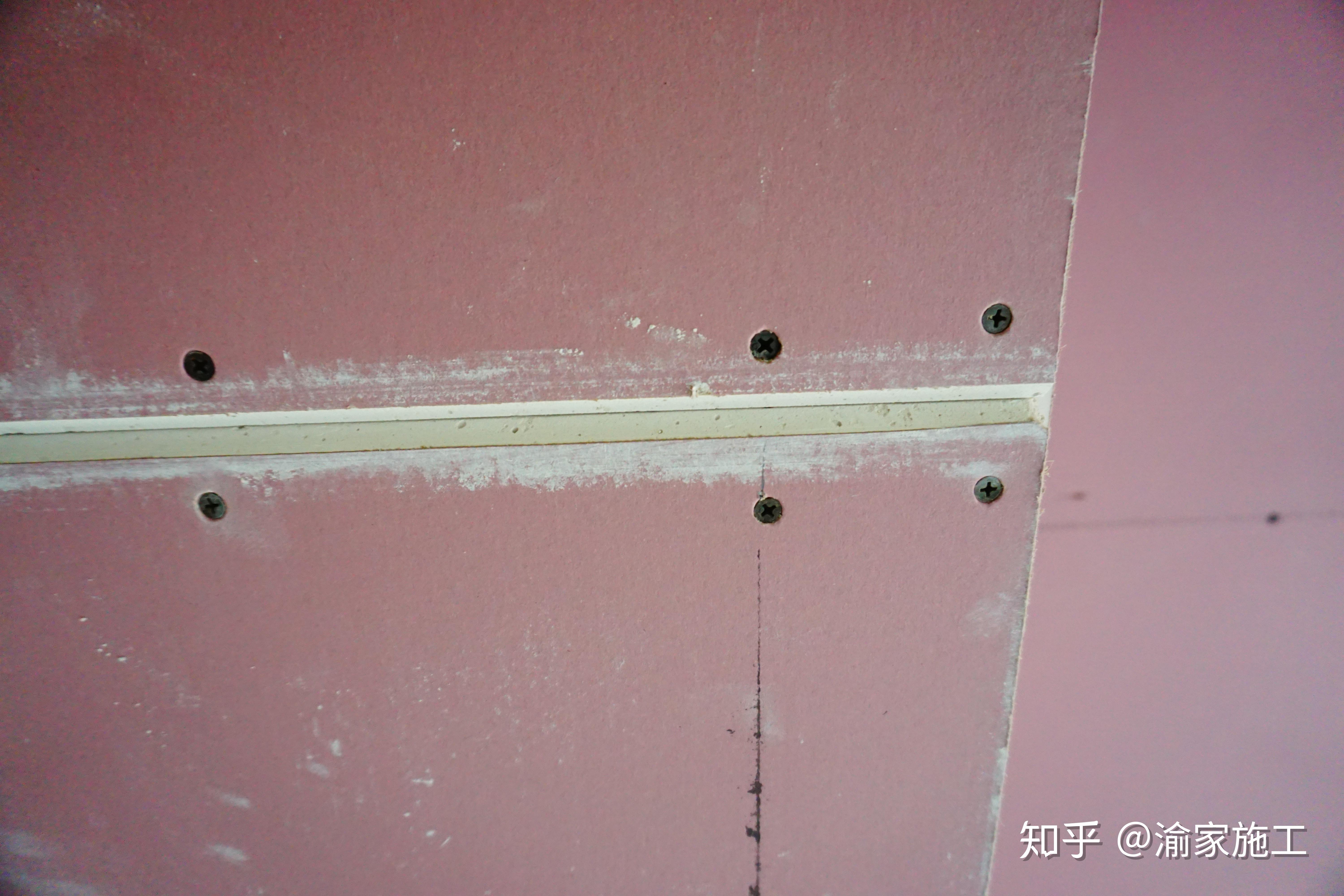 ②预留出v型水缝,漆工施工时腻子能足够填饱满,避免后期裂口.