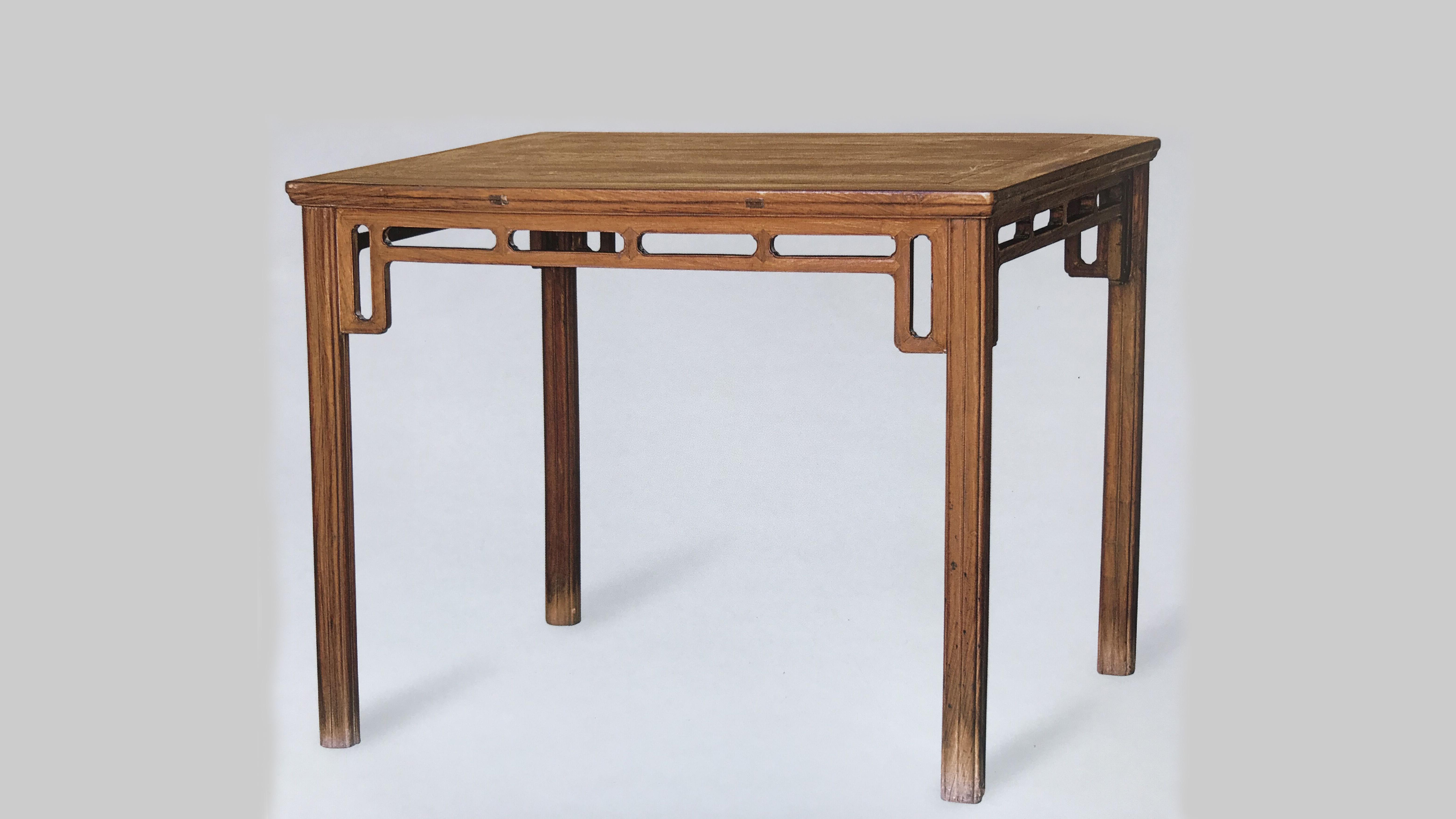 红木拱璧档八仙桌-明清红木家具-图片