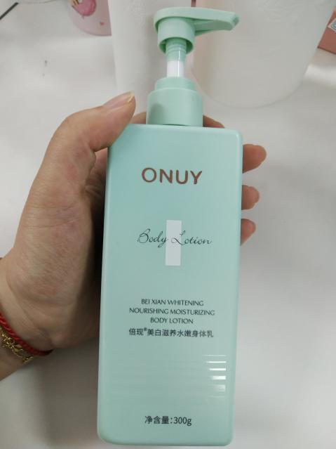 油包水身体乳是什么样的(乳液是水包油和油包水哪个好)