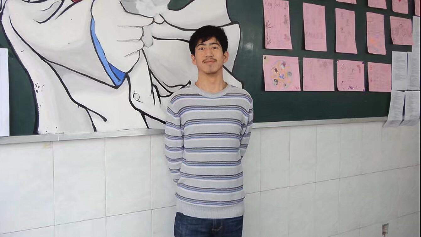 怎么让自己变帅的教学 v2-d18f51b5b194e4a82a402279d8e5a0d8_r.jpg