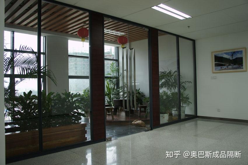 奥巴斯办公隔断工程赏析一