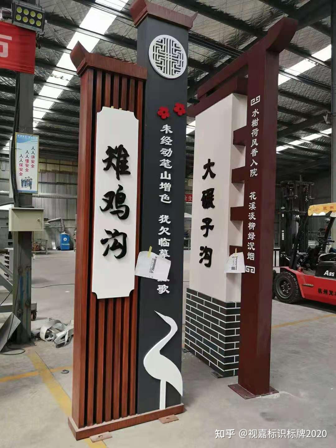柳绿电话机
