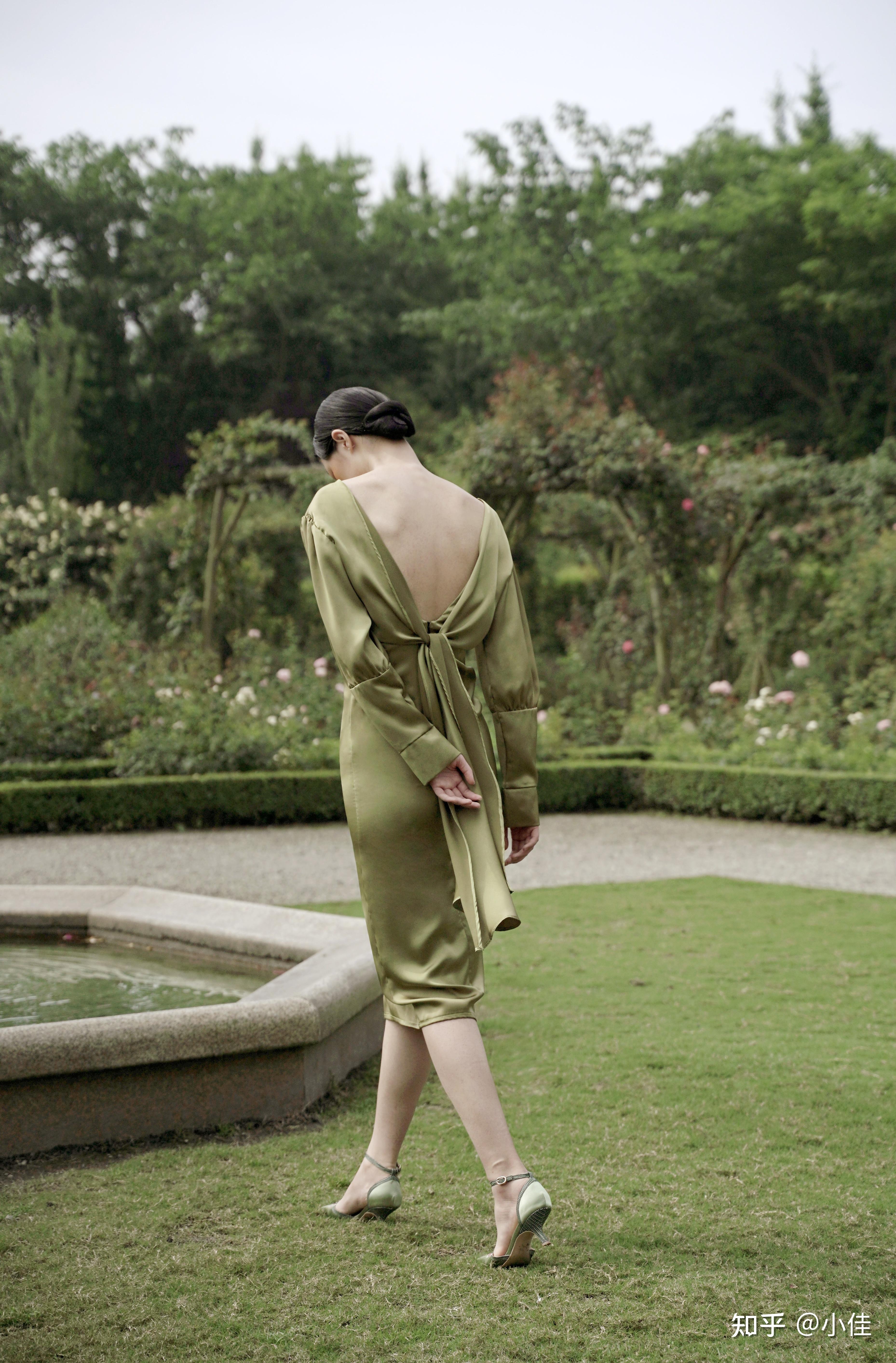 赎罪同款绿裙绝绝子做晨袍出门纱敬酒服皆可