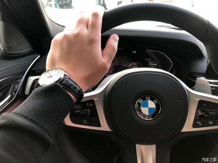 最后几批漂亮的天使眼宝马530li犒劳一下十年来努力的自己