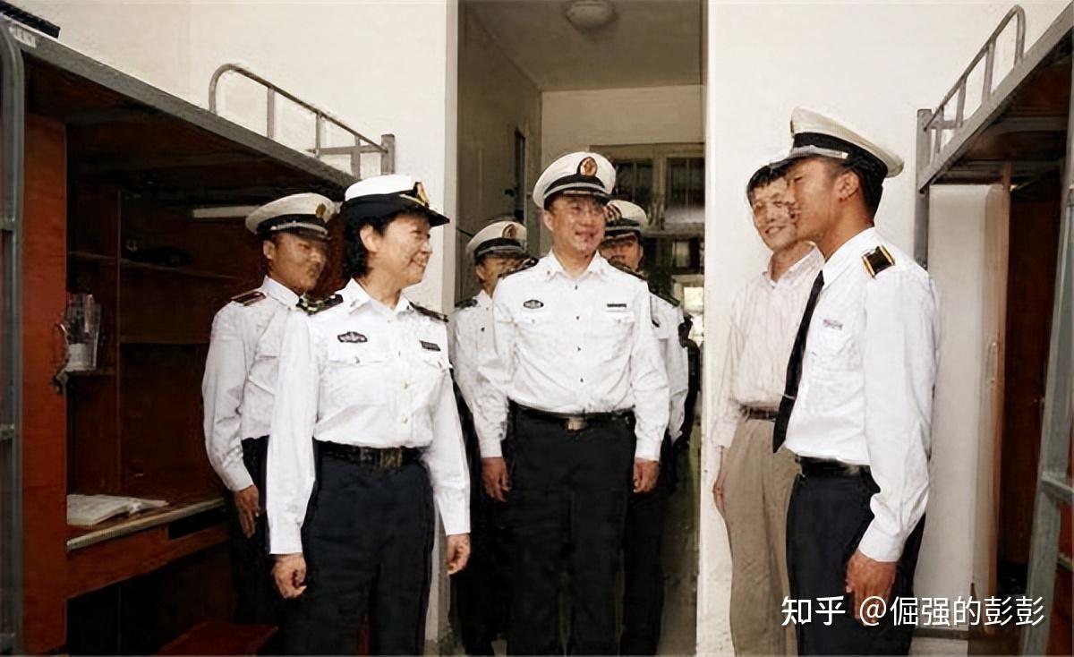 徐莉莉海军首位女将军46岁成为少将58岁晋升中将今年71岁