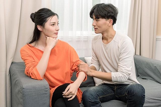 夫妻爱吵架怎么回事啊 v2-d2d8cf445e28de80b9d681414a10b467_r.jpg