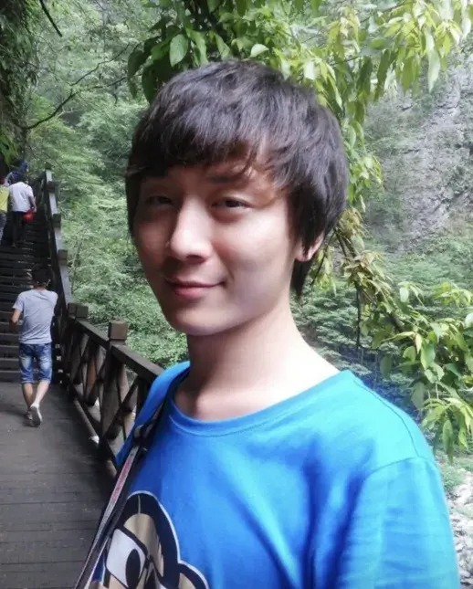 张大仙真实的学历是什么张大仙不是名牌大学说出来没面子