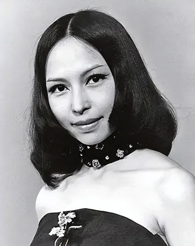 艳星狄娜:一脱成名逢戏必火,中年却回大陆,为祖国投资导航事业 - 知乎