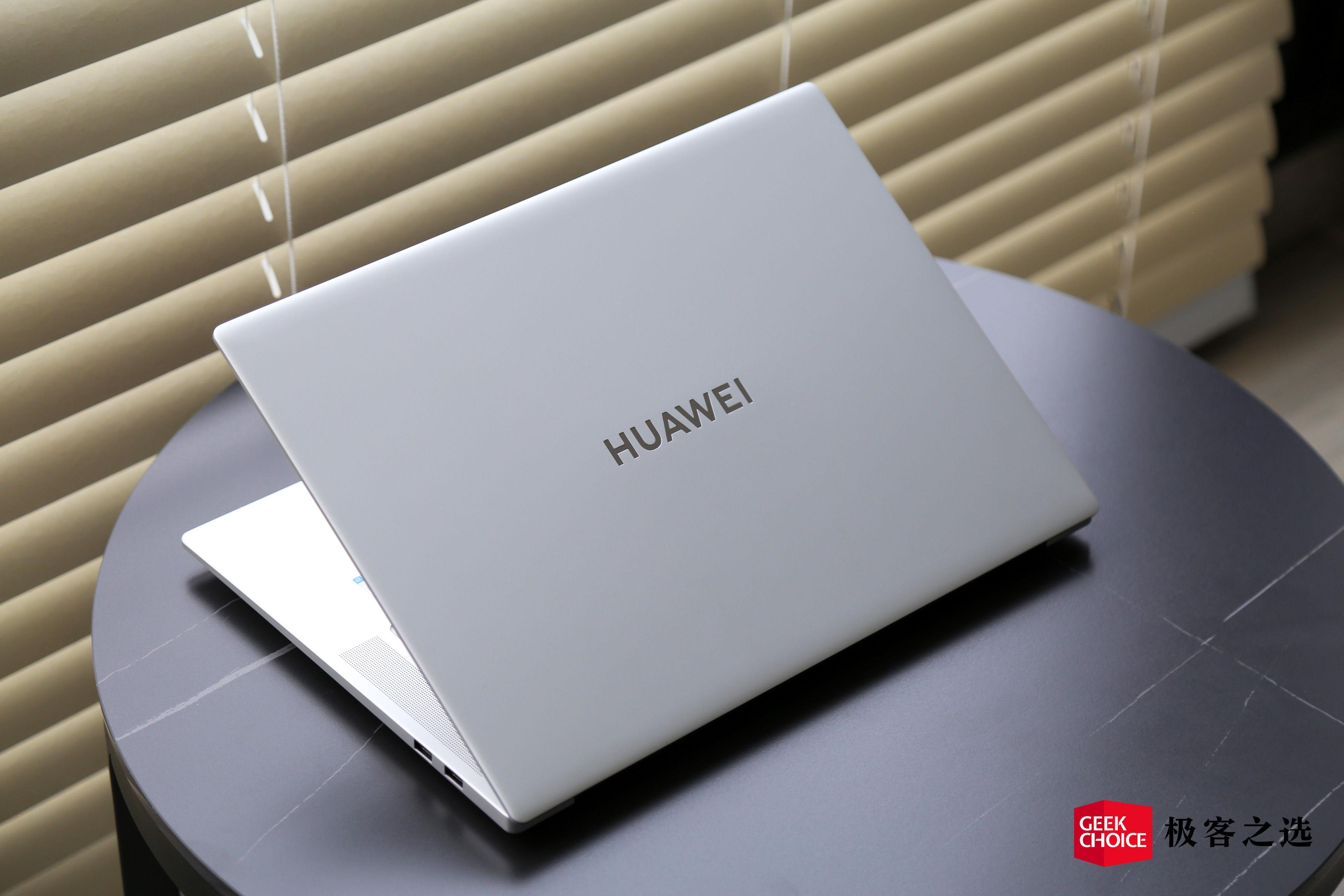 华为 matebook 16s 是华为笔记本中尺寸最大的一款,而在市面上所有大