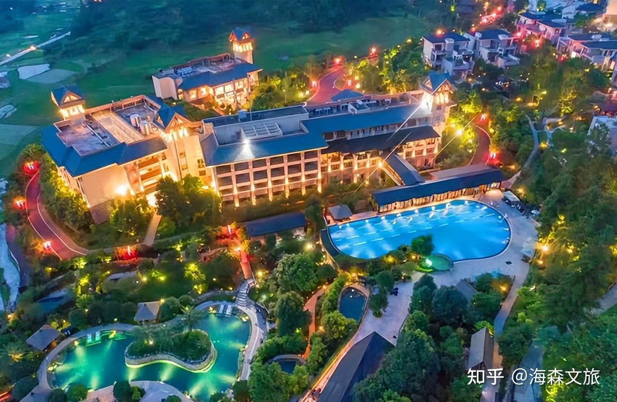 盘点温泉度假村里的无边泡池