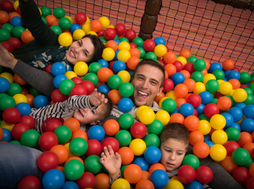 经典户外亲子游戏很适合和孩子一起玩