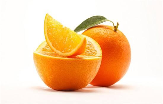 精油化学基础:单萜烯——柠檬烯