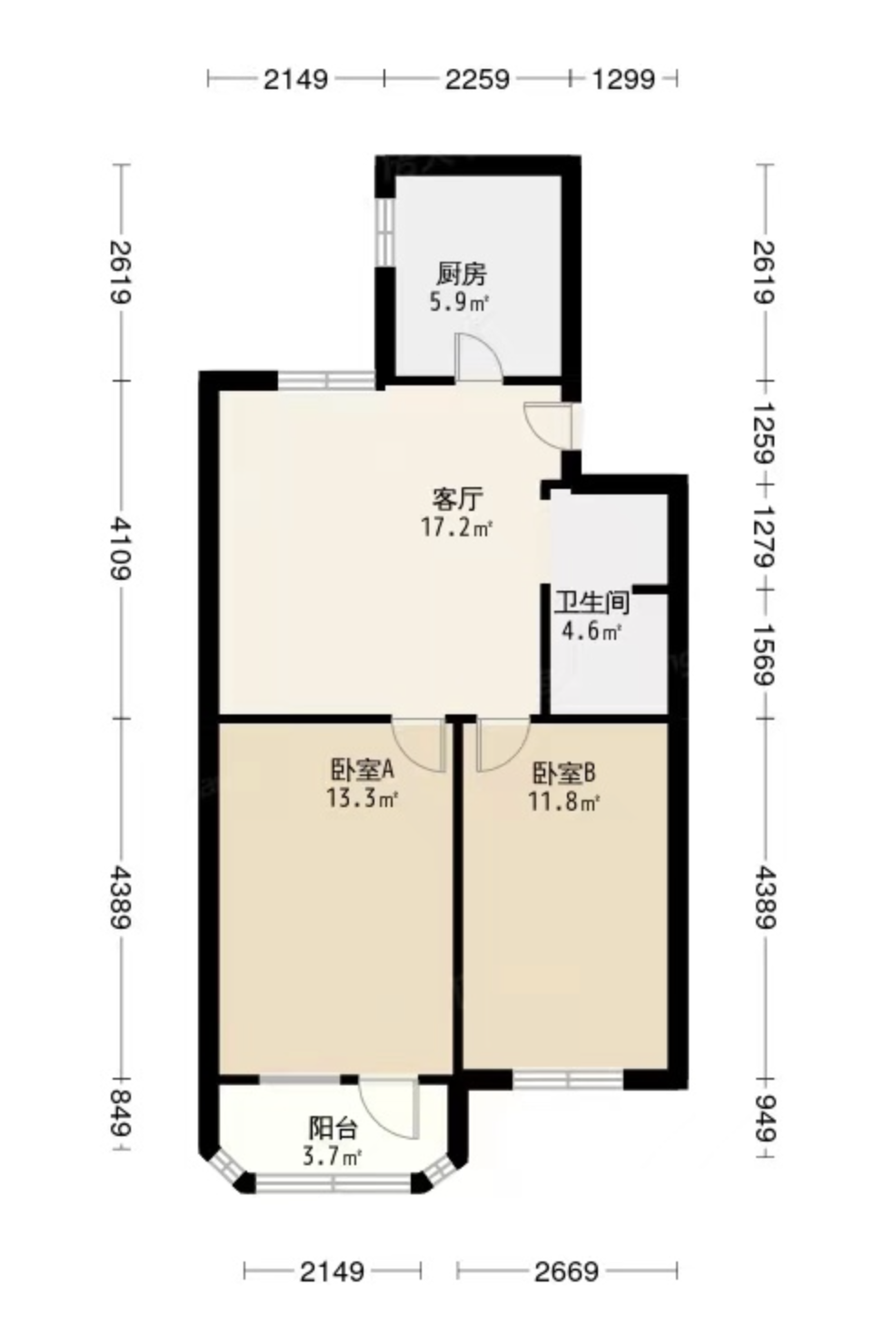 9折起拍!标的房屋所在小区为芍药居北里,建筑面积为67.
