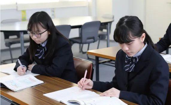 在日本高中毕业后考日本大学比国内高中毕业后考日本大学更有优势? - 知乎