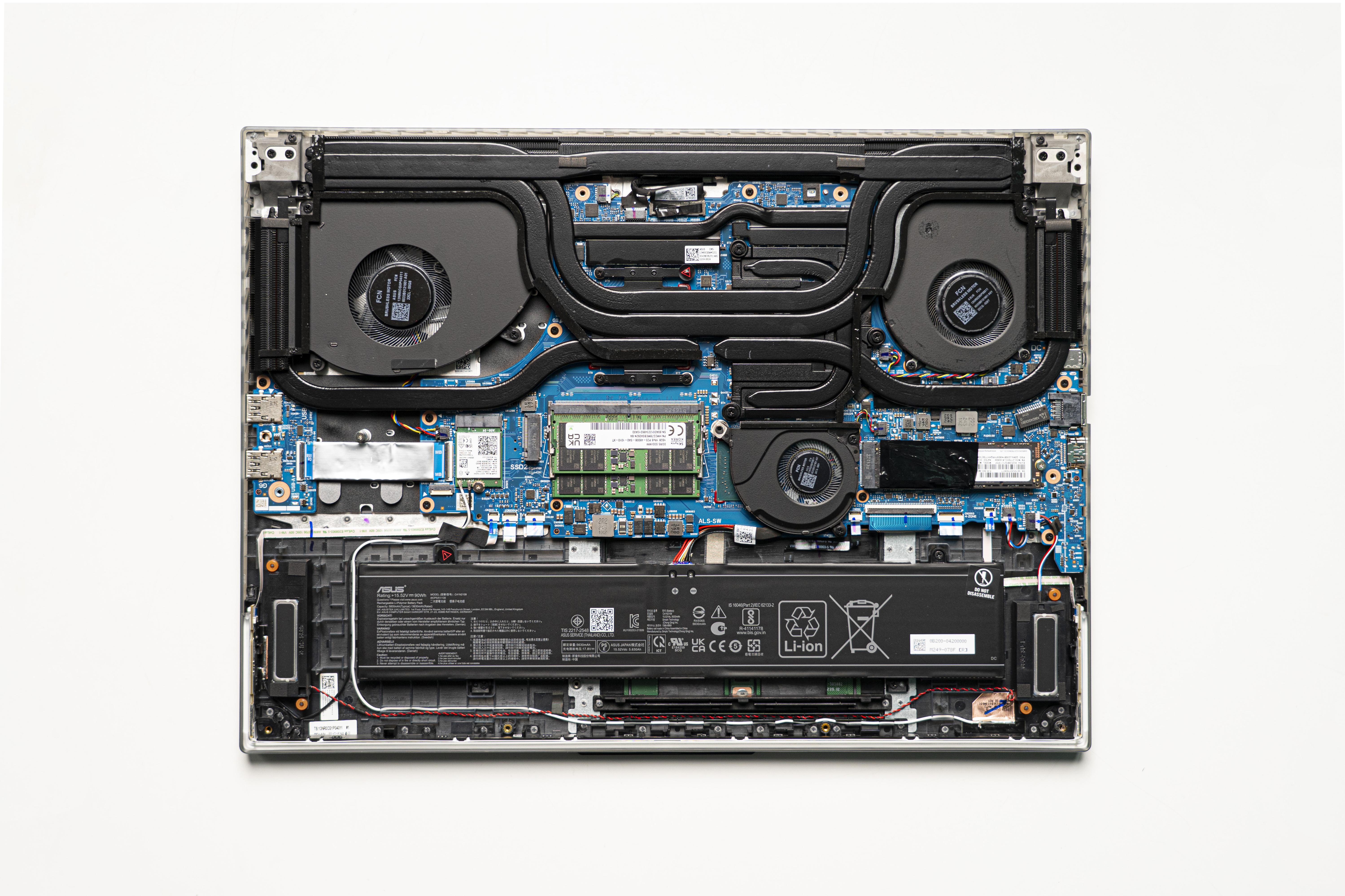 【持家之眼】18英寸枪神7plus超竞版上手评测 - 知乎