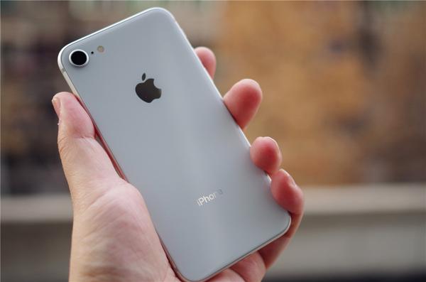 苹果原装充电器败给充电宝 这可能是iphone8最失败的一笔 知乎