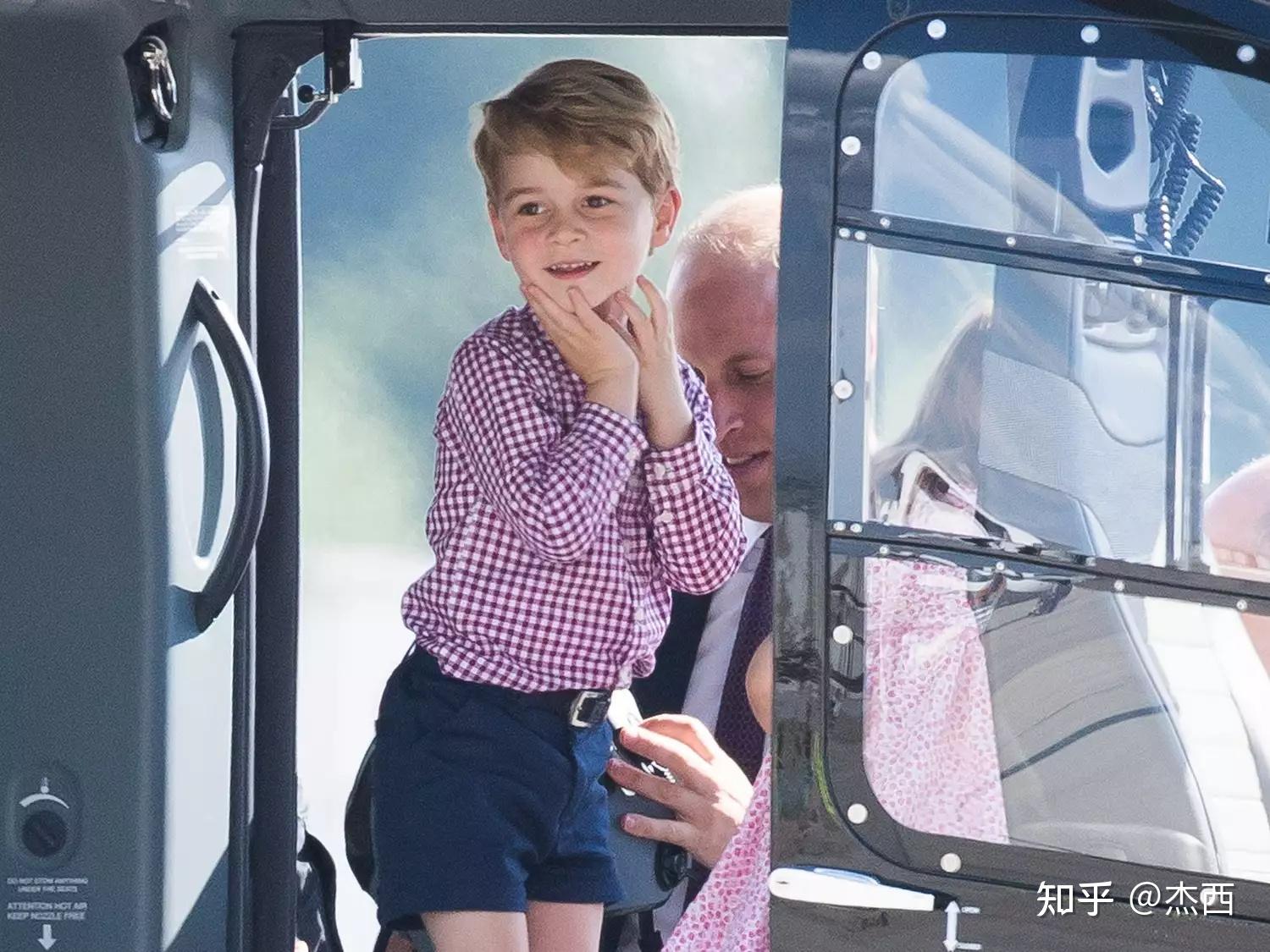 乔治王子8岁了！穿88块Polo衫从小“穷养”，却因一件西装被“网暴”？