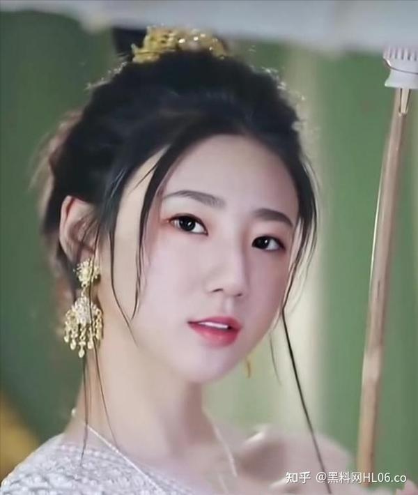 张津瑜结婚了，获得千万赔偿，男方是教师，婆家人很喜欢她 - 知乎