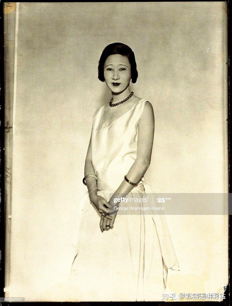人,也是美国《vogue》杂志评选出的"1920-1940年代中国最佳着装女性"