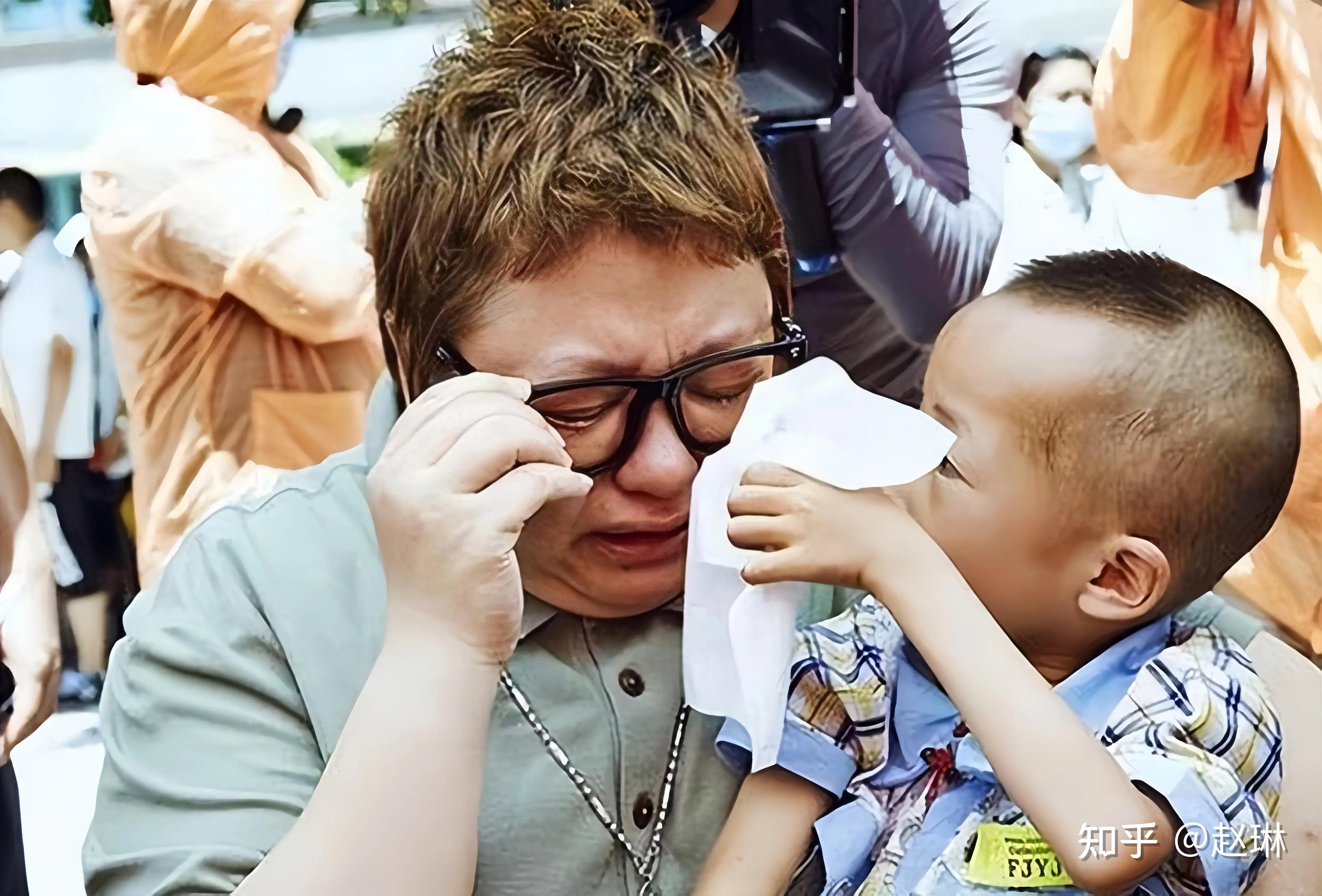 第三位,韩红:唱歌无人能敌,做公益无人比