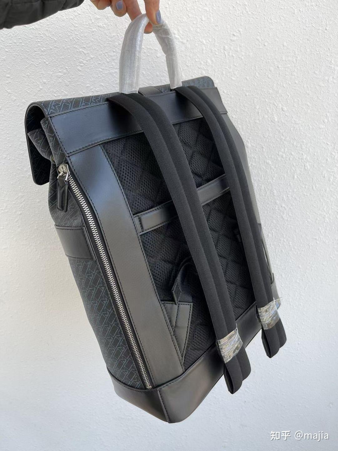 万宝龙双肩背包