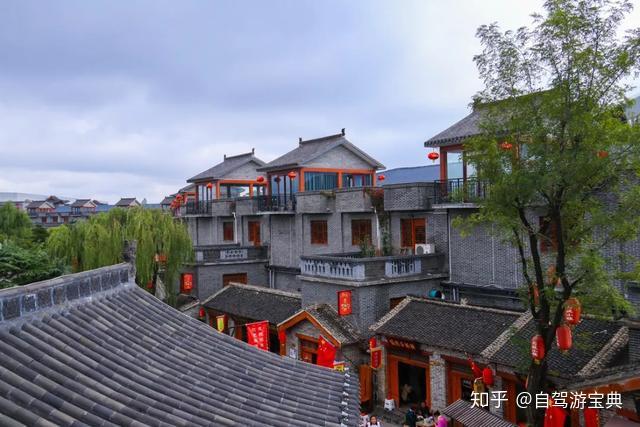 芒砀山一直为人们所津津乐道,在这里,你不仅可以听到刘邦斩蛇,孔夫子