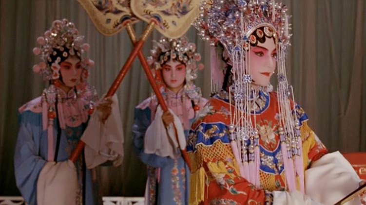 出处:电影《蝴蝶君》5,尊龙,《贵妃醉酒》杨玉环后文评扮相时,绝对再