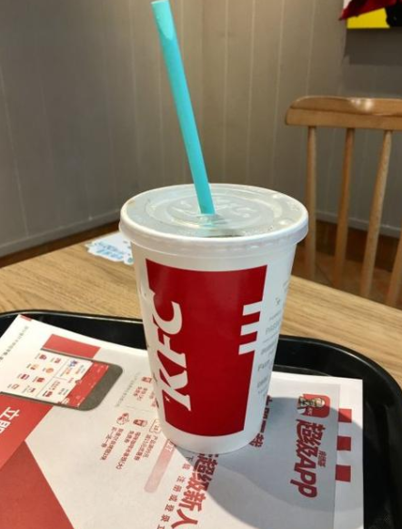 肯德基全家桶盲盒套餐来咯有趣又美味引爆你的味蕾