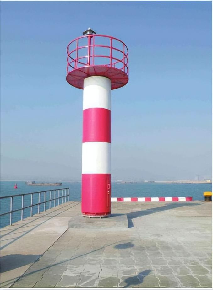 海上的交通信号灯—航标灯