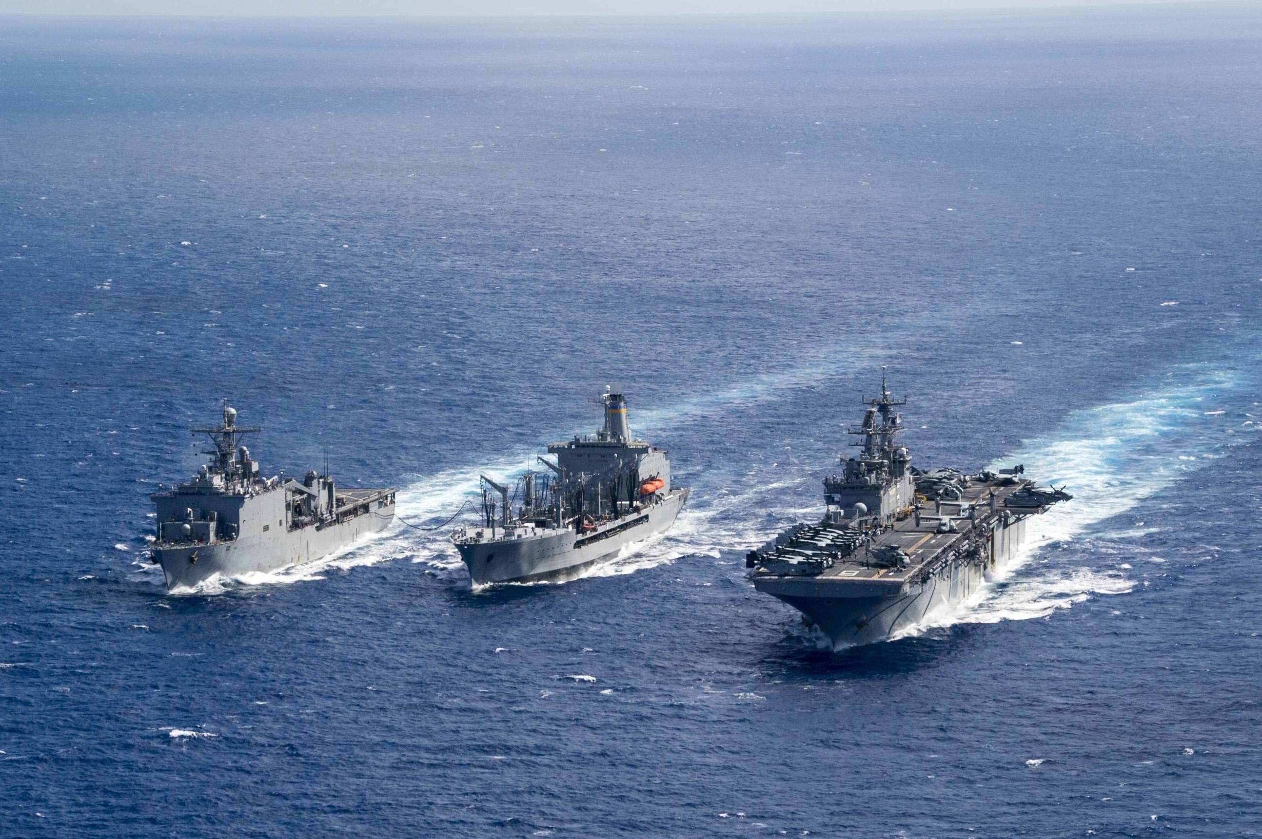 独家丨海军055型万吨级驱逐舰南昌舰在山东青岛正式入列-国际在线