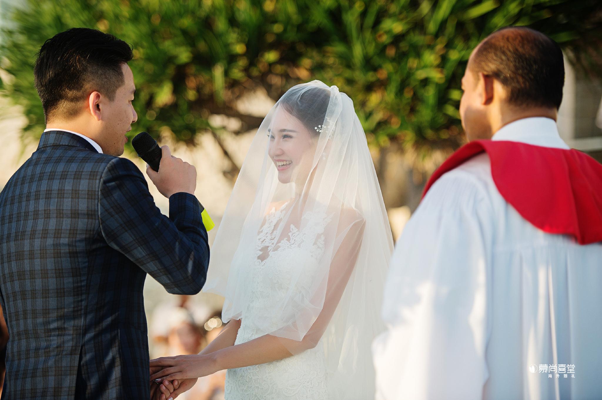 好不容易嫁给了爱情婚礼怎么能将就